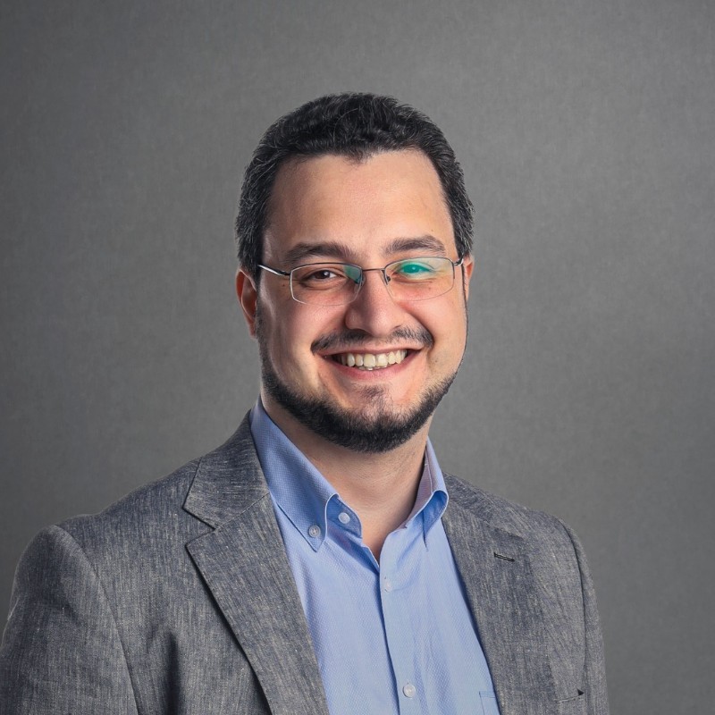 Portrait of Ghaith Ulaiyan, Co-founder and CTO of Namaa Al Mostaqbal.